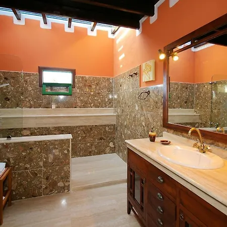 La Crucita By Escapehome Otel 4*