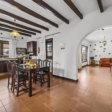 La Crucita By Escapehome 4* Haría
